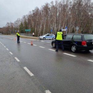 Mundurowi ze strzelińskiej drogówki służą na wschodniej granicy.