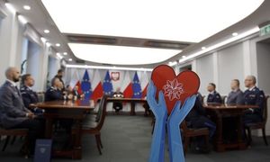 Uroczyste spotkanie z laureatami XVI Ogólnopolskiego konkursu „Policjant, który mi pomógł”