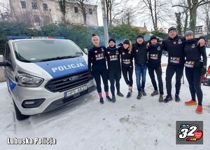 Policjanci grają z WOŚP!