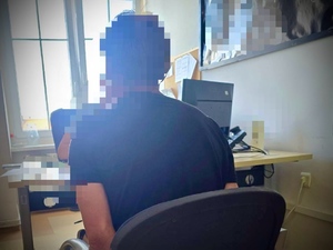ZŁAMAŁ DOŻYWOTNI ZAKAZY KIEROWANIA – ZOSTAŁ DOPROWADZONY DO SĄDU W TRYBIE PRZYSPIESZONYM