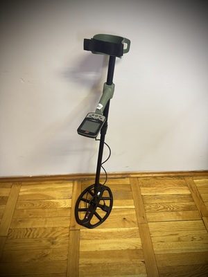 DOKONAŁ SZEREGU KRADZIEŻY, A WPADŁ GDY UKRADŁ WYKRYWACZ METALI