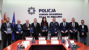 Podpisane porozumienie w sprawie budowy nowoczesnego Centrum Policji przy ul. Poznańskiej we Wrocławiu