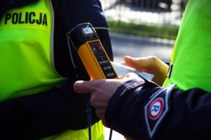 NIETRZEŹWY KIERUJĄCY DOPROWADZONY DO SĄDU W TRYBIE PRZYSPIESZONYM