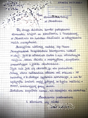 Podziękowania dla funkcjonariuszy za skuteczne odzyskanie pieniędzy