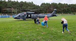 Policyjny Black Hawk z sercem na pokładzie